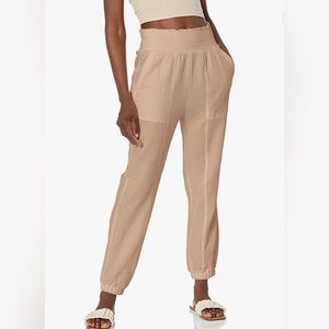 BB DAKOTA SMOCKED WAIST JOGGER PANT, Large, New